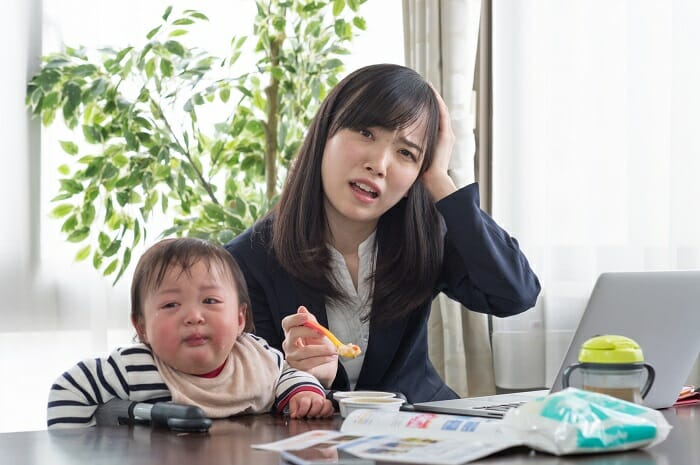 『離乳食を食べる量がなかなか増えません。無理にでも規定量を食べさせるべき？』